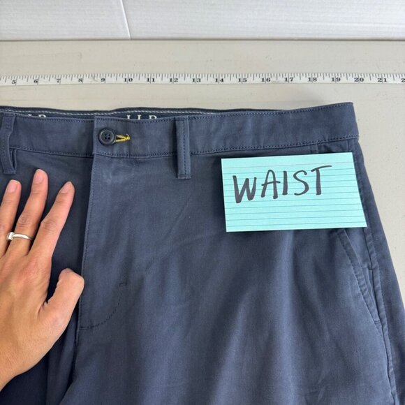 LL Bean Men's Classic Fit Straight Leg Comfort Stretch Chino Pants size 38x32 - Picture 9 of 14